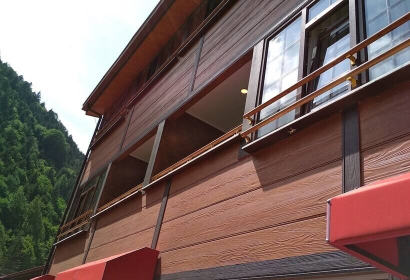 Comfort Kolmen Hengen Huone, Cennet Apart