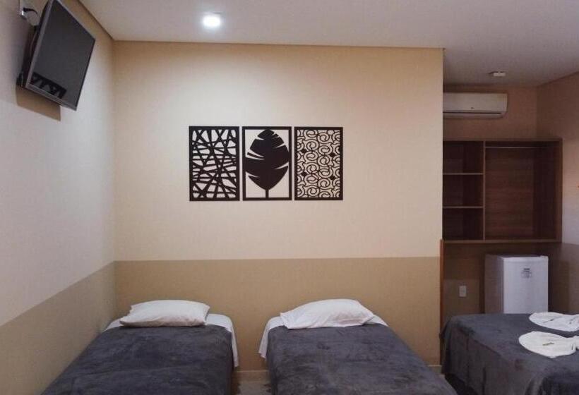 スタンダード4人部屋, Pousada Kaluana