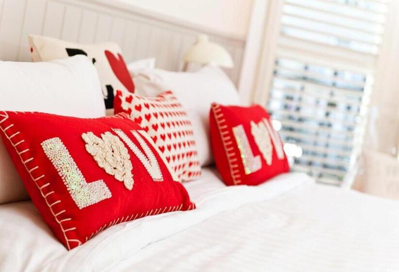 스탠다드 룸 바다 전망, Strawberry Fields