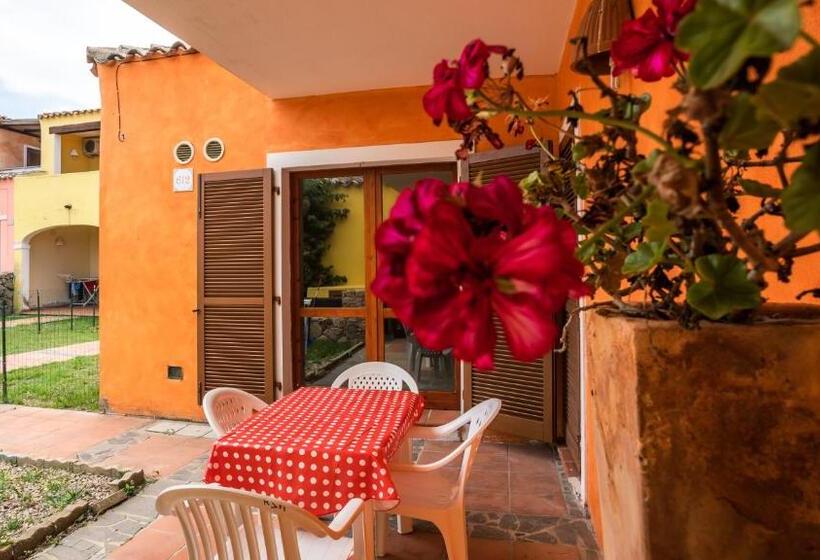 Апартаменты 1 Спальня Нижний Этаж, Residence Lu Lamoni Costa Nord