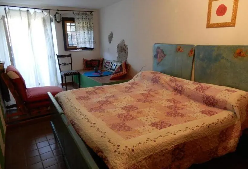 エコノミールーム, Il Borgo Della Colomba