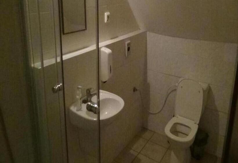 带阳台的豪华间, A+s Penzion Podzamok