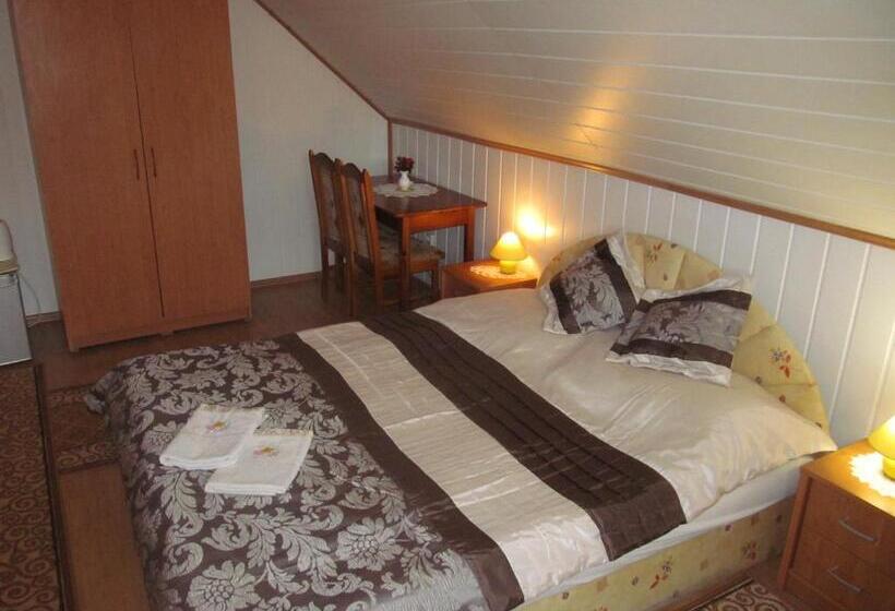 带阳台的豪华间, A+s Penzion Podzamok