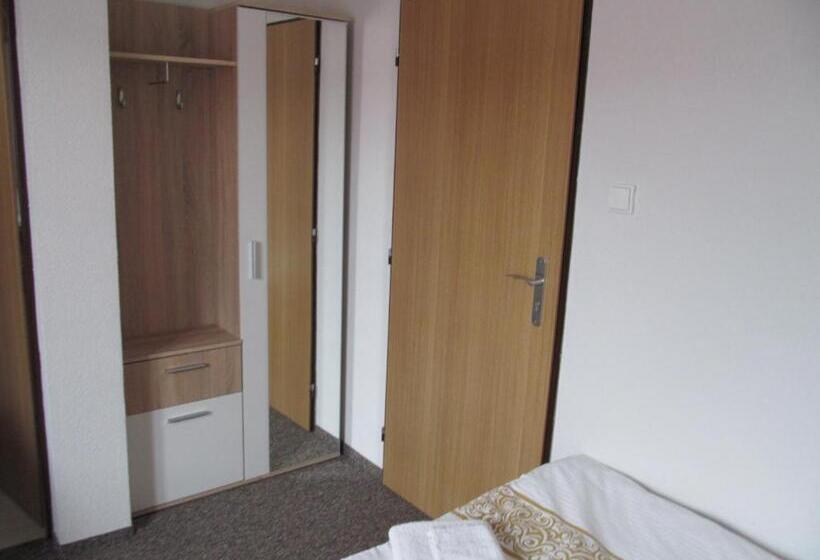 标准间, A+s Penzion Podzamok