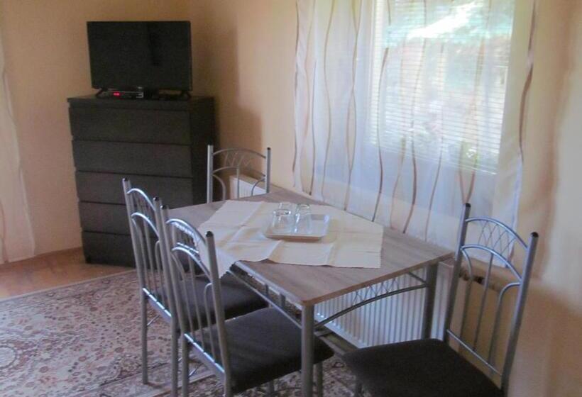 豪华房间, A+s Penzion Podzamok