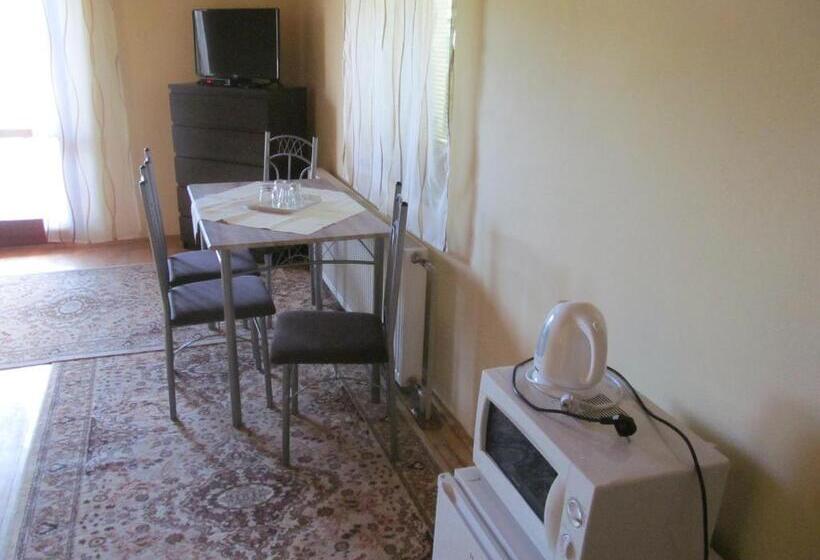 舒适型房间, A+s Penzion Podzamok