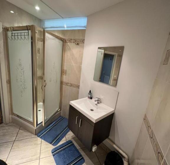 اتاق استاندارد, Le Gite De Malchamps