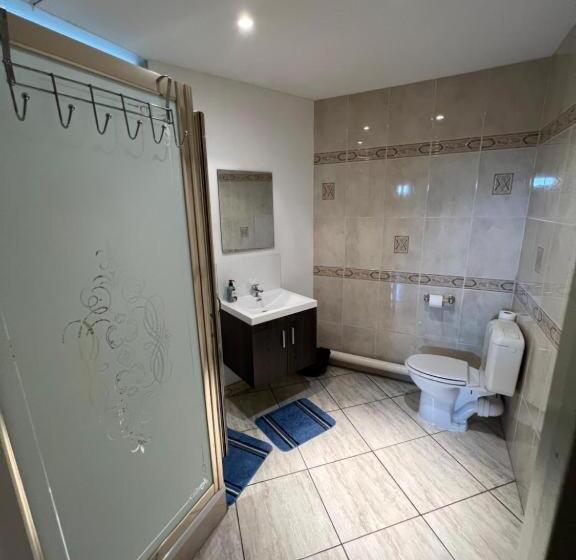 اتاق استاندارد, Le Gite De Malchamps