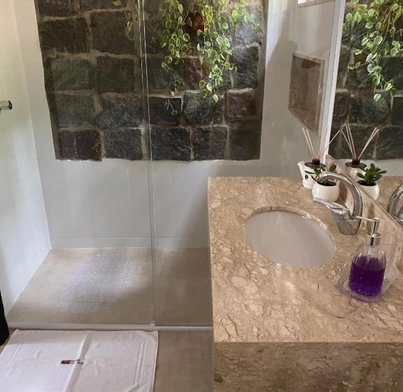 豪华洋房, Pousada Brisa Do Vale