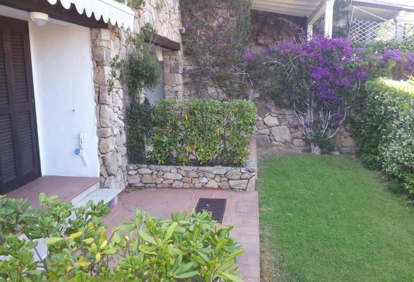 إستديو عائلى, Sole&luna Apartments