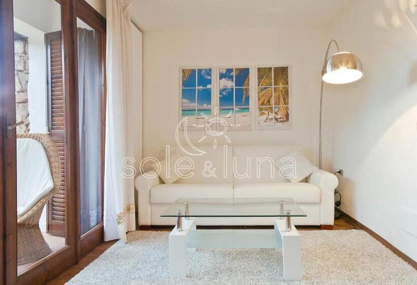 إستديو عائلى, Sole&luna Apartments