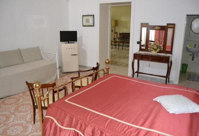 غرفة قياسية رباعية, Agriturismo Villantica