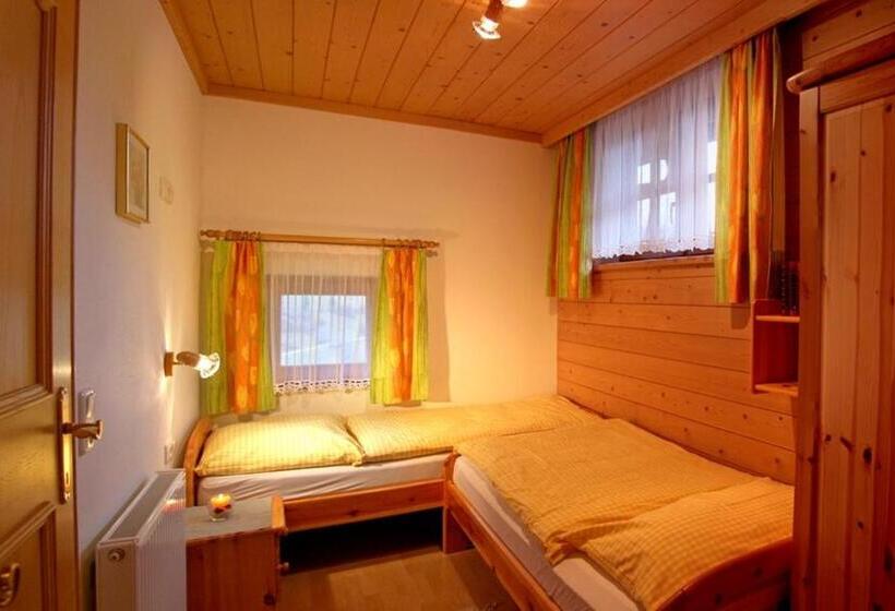 דירת שני חדרים עם מרפת, Wandlehenhof