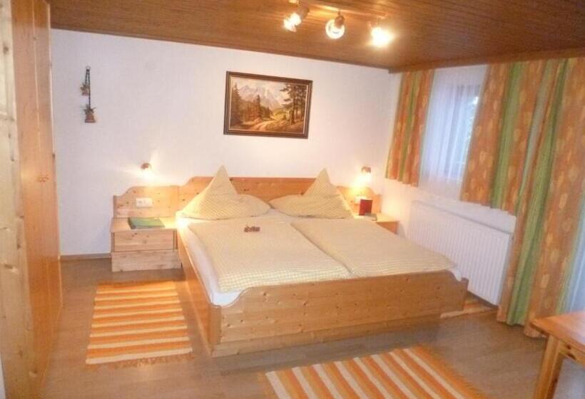 דירת שני חדרים עם מרפת, Wandlehenhof