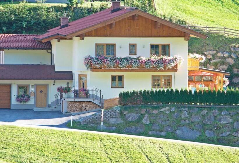 Дом 4 Спальни, Wandlehenhof