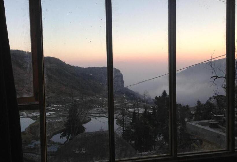 デラックスルーム, Flowers Residence