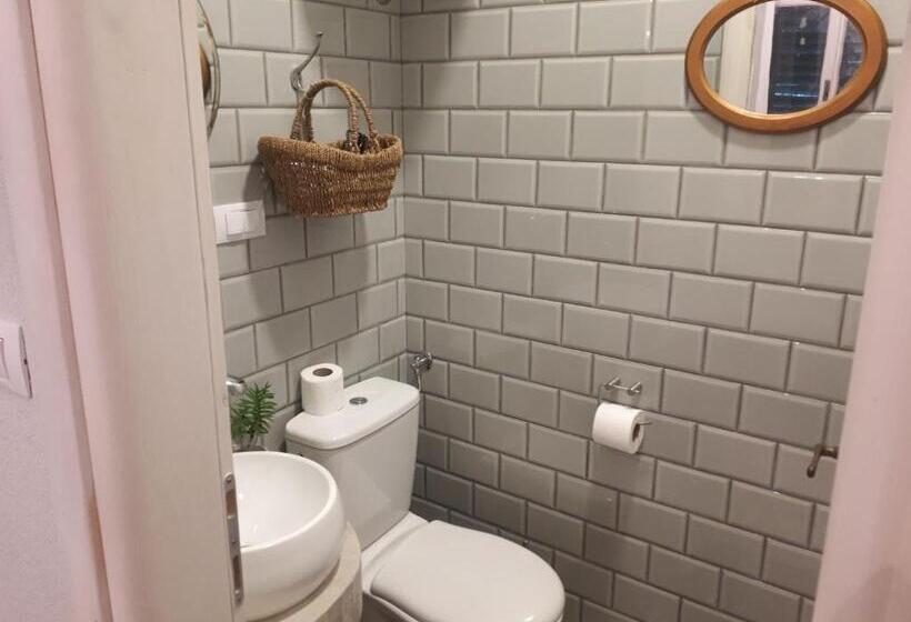 اتاق استاندارد با چشمانداز باغ, House Grabic