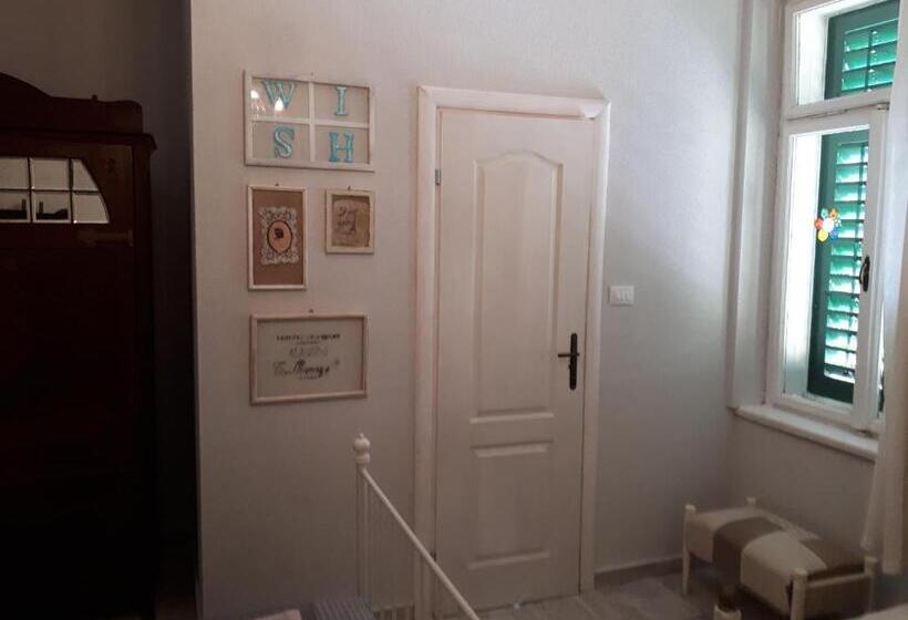 اتاق استاندارد, House Grabic