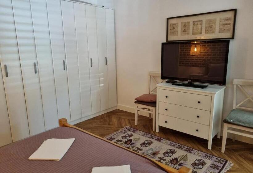 آپارتمان 1 خوابه همکف, House Grabic