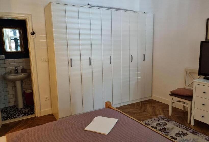 آپارتمان 1 خوابه همکف, House Grabic