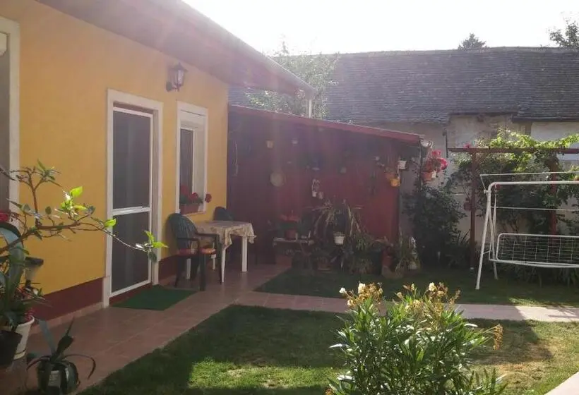 1ベッドルームアパートメント, Zách Klára Utcai Apartman