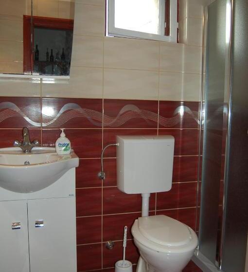 اتاق استاندارد با سرویس بهداشتی مشترک, Zách Klára Utcai Apartman