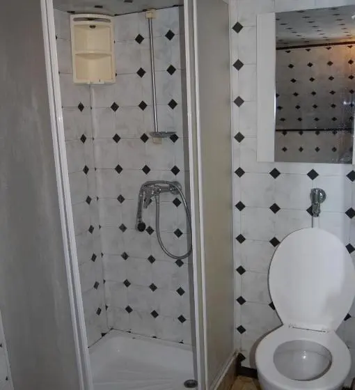 ペントハウススイート, Zách Klára Utcai Apartman
