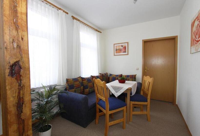 إستوديو قياسى, Pension Thaler Hof