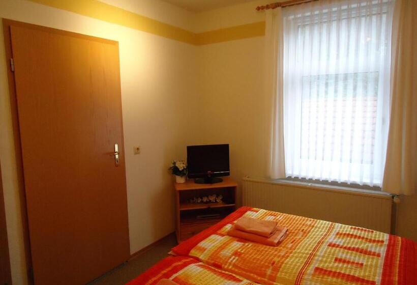 غرفة قياسية, Pension Thaler Hof