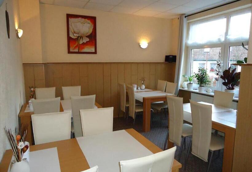 غرفة قياسية, Pension Thaler Hof