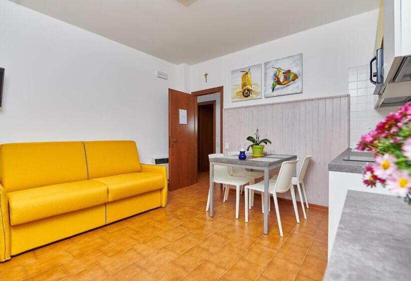 Apartament 1 Sypialnia, Residence Mariù