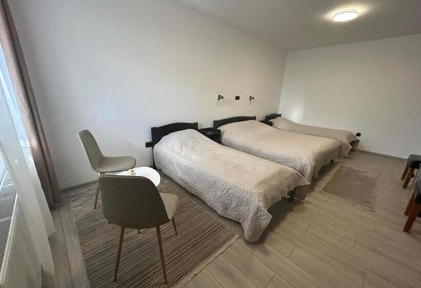 غرفة سوبيريور عائلية, Siesta Pension