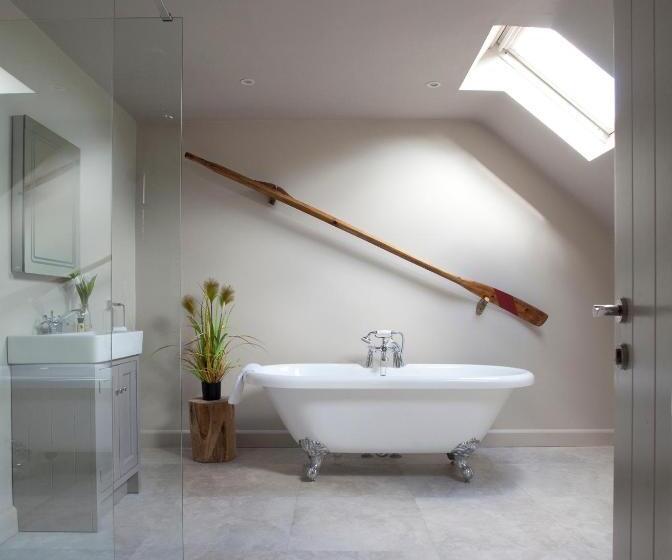 سوییت جونیور, Finn Lough