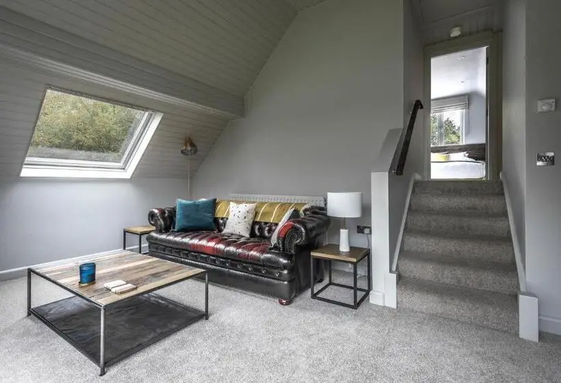 Suite with lake view, Finn Lough