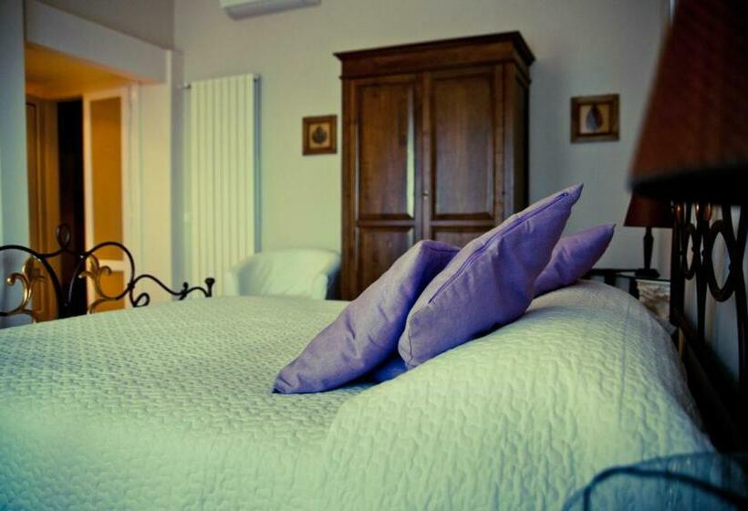 Номер Стандарт, Palazzo Frigo