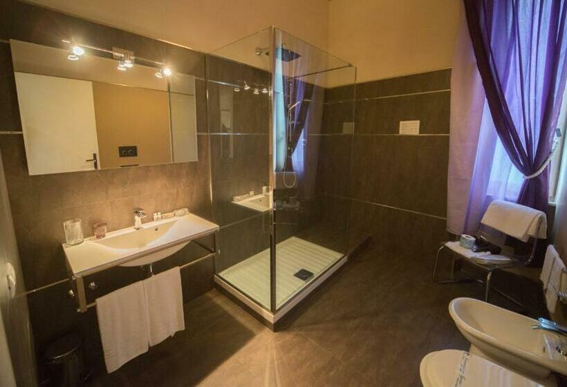 Номер Стандарт, Palazzo Frigo