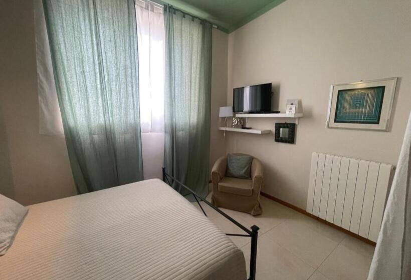 수피리어 룸, Palazzo Frigo