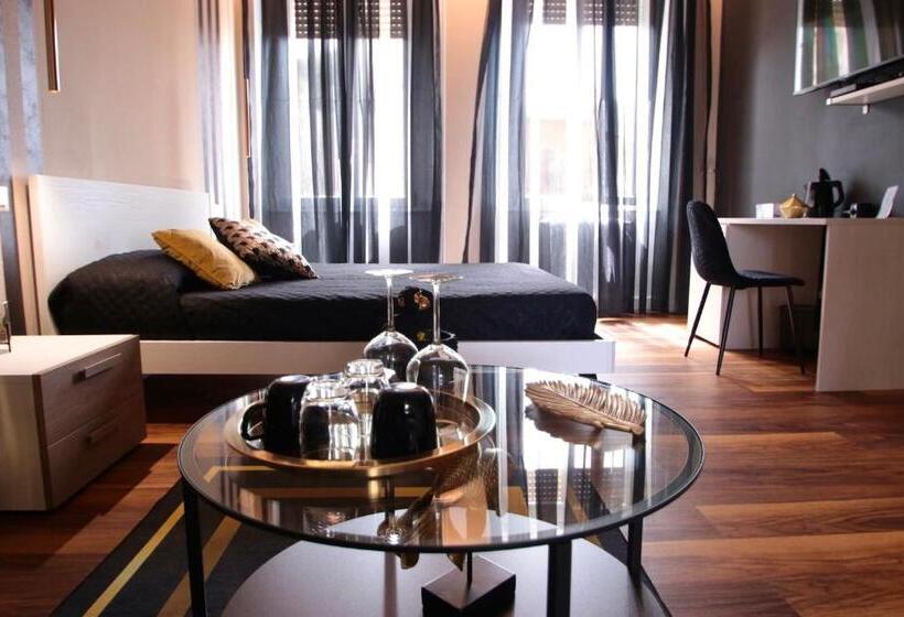 Полулюкс, Palazzo Frigo