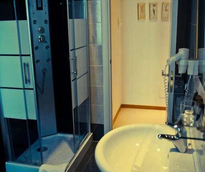 수피리어 룸, Palazzo Frigo