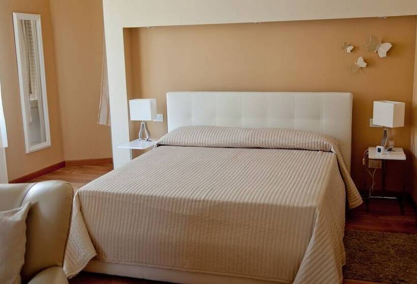 자쿠지 스위트, Palazzo Frigo