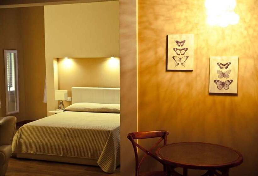 자쿠지 스위트, Palazzo Frigo