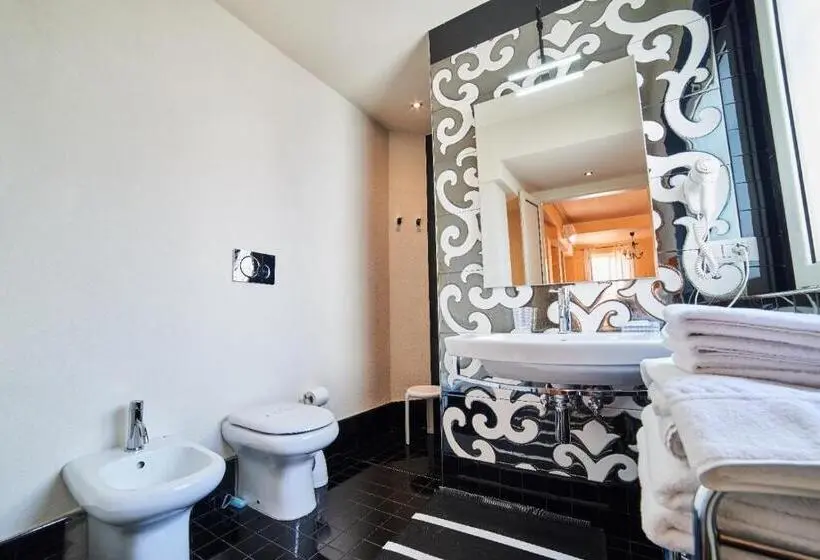 1 Bedroom Penthouse Apartment, Palazzo Frigo