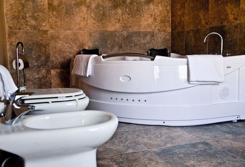 자쿠지 스위트, Palazzo Frigo