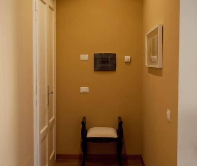 자쿠지 스위트, Palazzo Frigo