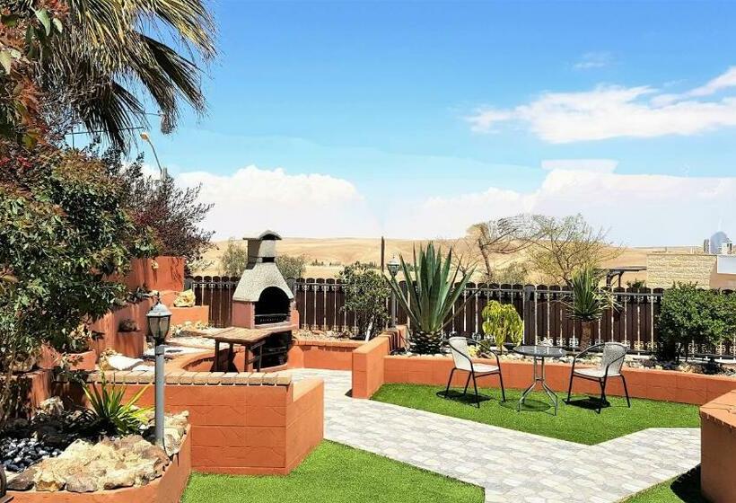 패밀리 스튜디오, Dead Sea Sun Guest House