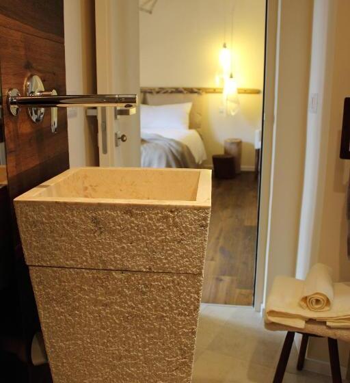 חדר סטנדרט, Fondo Vito