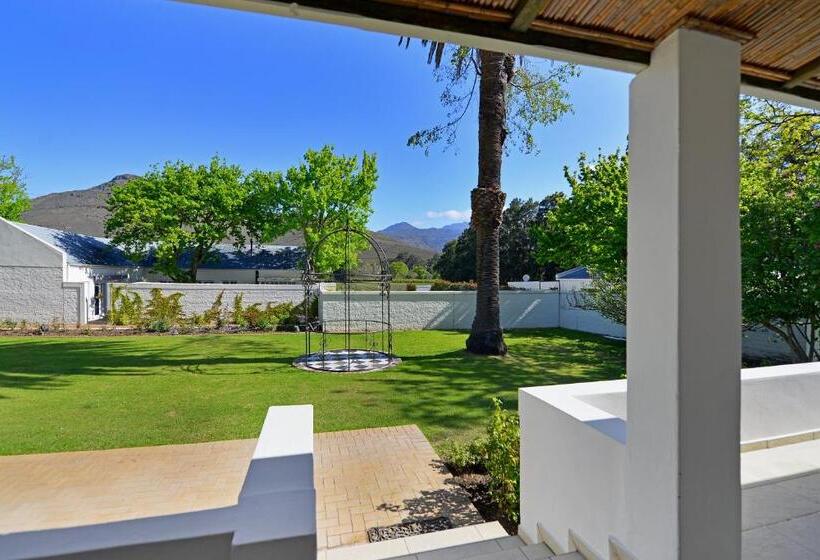 سوییت با چشم‌انداز کوه, Fransvliet Guest House