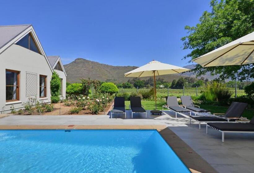 ویلای یک اتاق خوابه با استخر شنا, Fransvliet Guest House