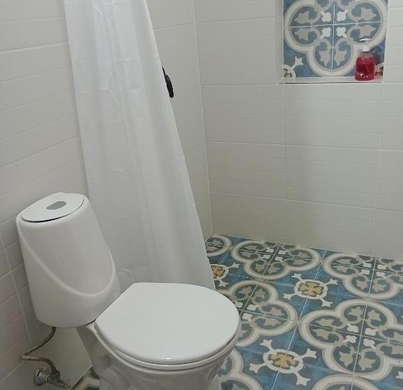 اتاق استاندارد, Hostal Famihotel Fundadores