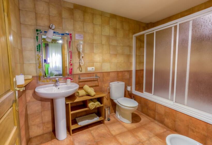 スタンダードルーム, Hostal Rural La Tintoreria